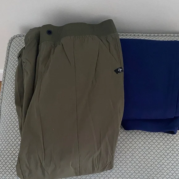 Torrid Happy Camper Capri Ricki’s Stretch Pants Ladies Clothes - Picture 8 of 8